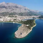 By The Sea - 13222 Makarska