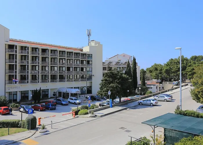 By The Sea - 13222 * Makarská