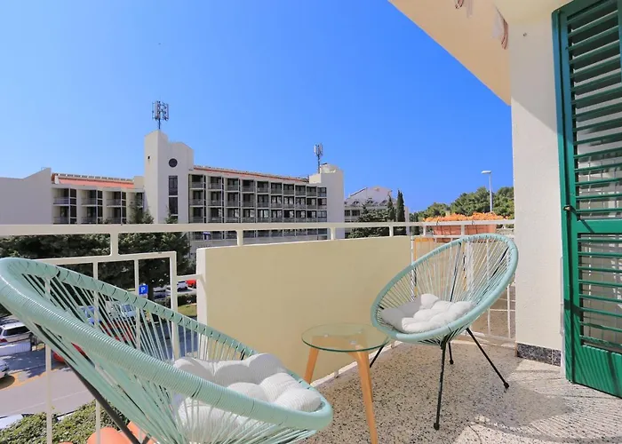 Apartament By The Sea - 13222 *